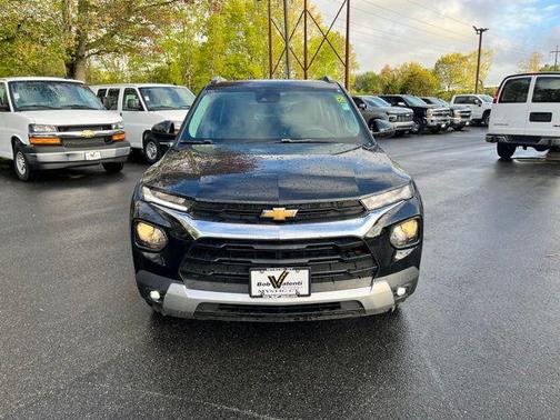 Mosaic Black Metallic 2023 Chevrolet Trailblazer LT