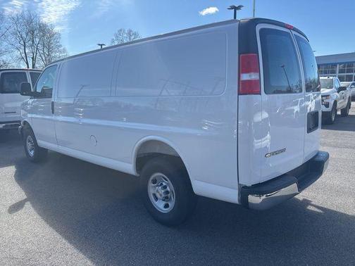 2026 Chevrolet Express 3500 3500 Extended Wheelbase, WT, RWD