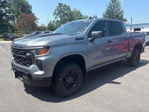 Sterling Gray Metallic 2026 Chevrolet Silverado 1500 Custom Trail Boss