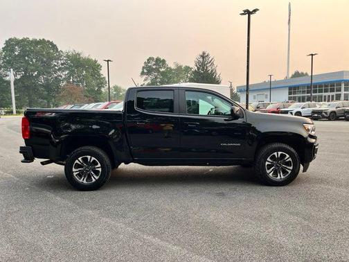 Black 2022 Chevrolet Colorado Z71