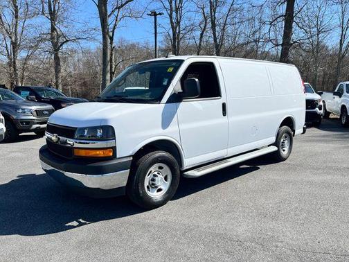 2023 Chevrolet Express 2500 RWD 2500 Regular Wheelbase WT