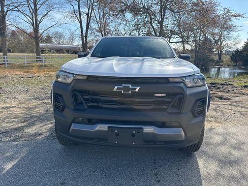 Summit White 2026 Chevrolet Colorado Trail Boss
