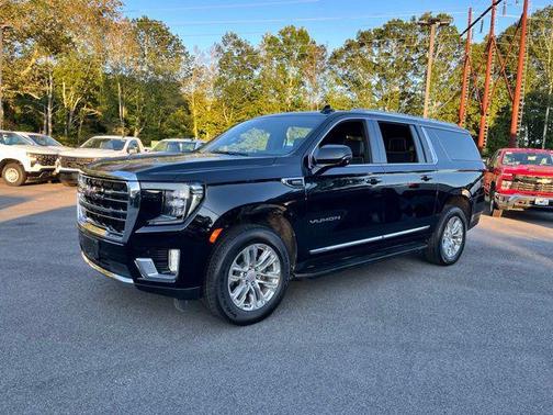 2022 GMC Yukon XL SLT