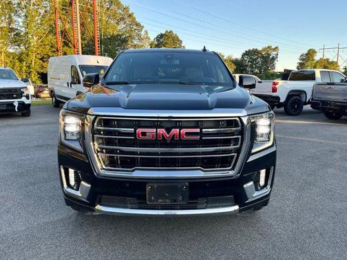 2022 GMC Yukon XL SLT