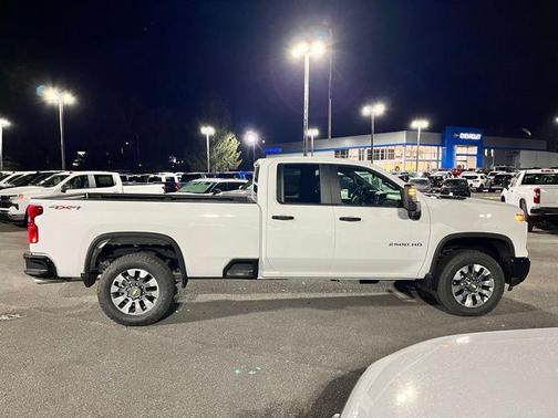 2025 Chevrolet Silverado 2500 Custom