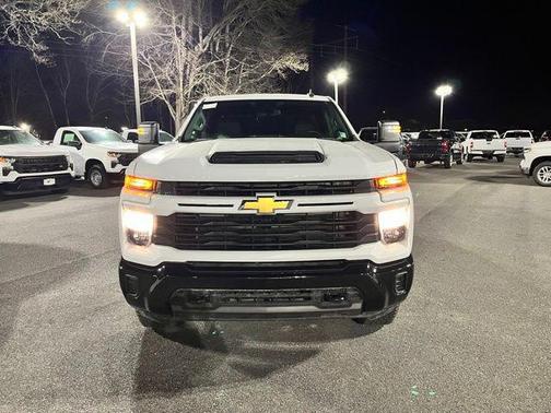 2025 Chevrolet Silverado 2500 Custom