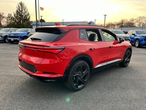 2025 Chevrolet Equinox EV RS