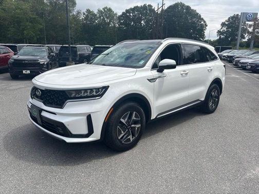 Snow White Pearl 2021 Kia Sorento Hybrid EX