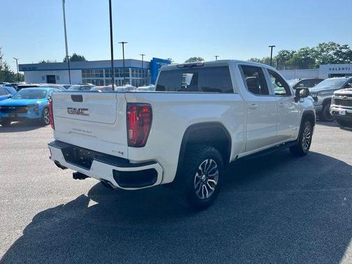 Summit White 2021 GMC Sierra 1500 AT4