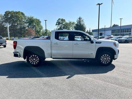 Summit White 2021 GMC Sierra 1500 AT4