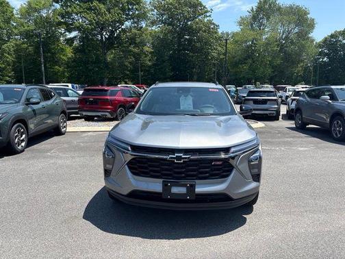 Sterling Gray Metallic 2026 Chevrolet Trax FWD 2RS