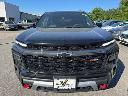 Mosaic Black Metallic 2024 Chevrolet Traverse AWD Z71