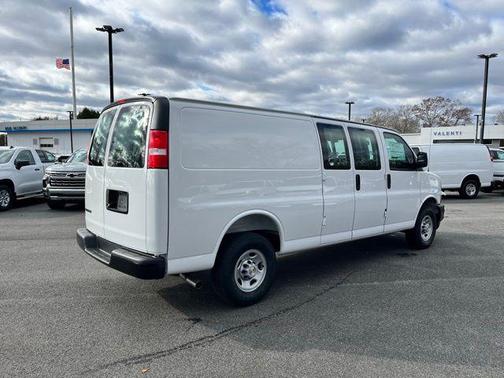 2025 Chevrolet Express 3500 RWD 3500 Extended Wheelbase WT