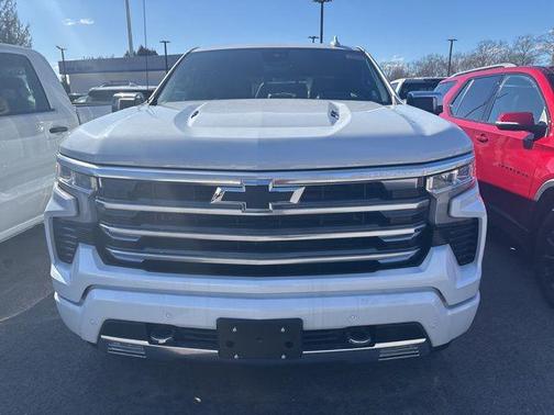 Polar White 2026 Chevrolet Silverado 1500 High Country