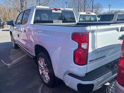Polar White 2026 Chevrolet Silverado 1500 High Country
