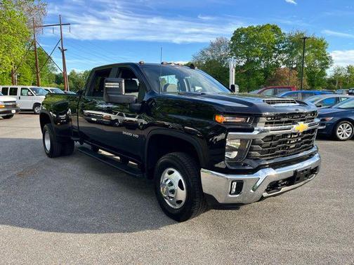 Black 2024 Chevrolet Silverado 3500 LT