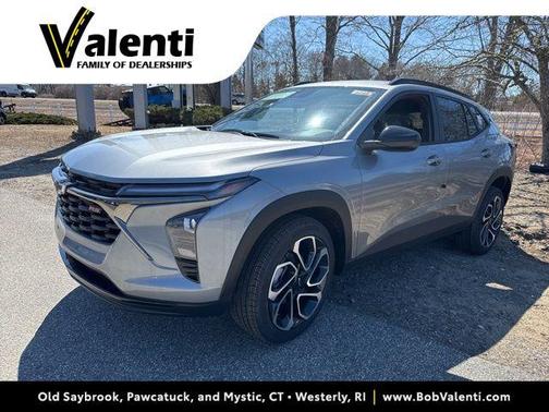 Sterling Gray Metallic 2026 Chevrolet Trax FWD 2RS