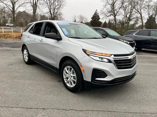 2022 Chevrolet Equinox LS