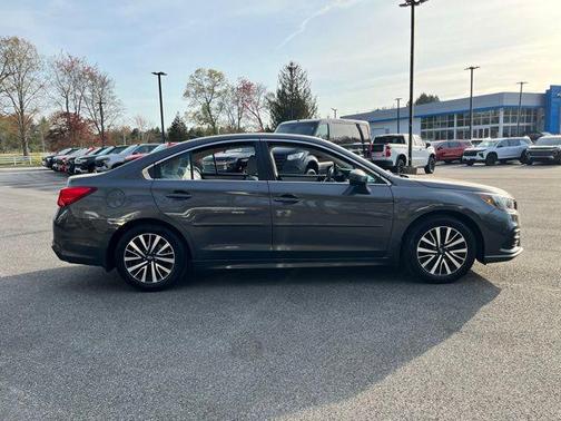 Magnetite Gray Metallic 2018 Subaru Legacy Premium