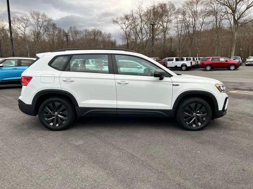 2022 Volkswagen Taos 1.5T S