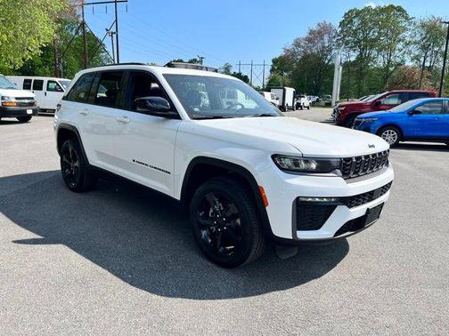 Bright White Clearcoat 2026 Jeep Grand Cherokee Limited