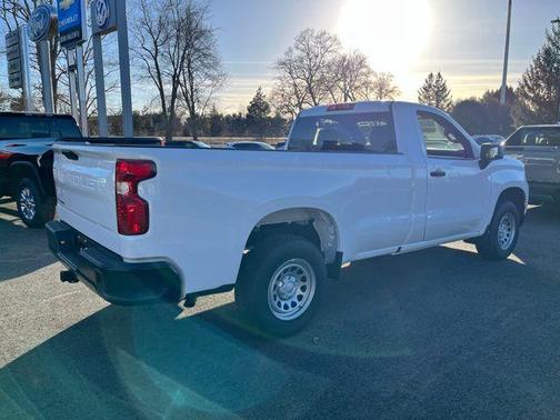 2025 Chevrolet Silverado 1500 WT