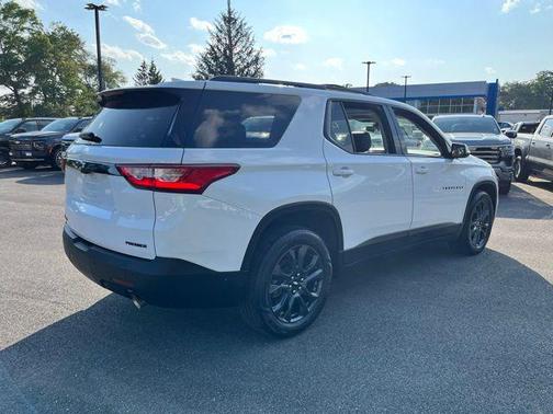 2021 Chevrolet Traverse RS