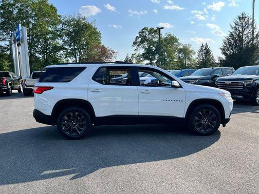 2021 Chevrolet Traverse RS