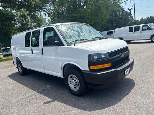 Summit White 2026 Chevrolet Express 3500 3500 Extended Wheelbase, WT, RWD