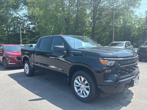 Black 2026 Chevrolet Silverado 1500 Custom