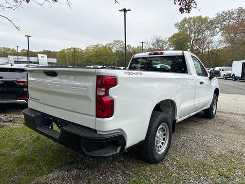 Summit White 2026 Chevrolet Silverado 1500 WT