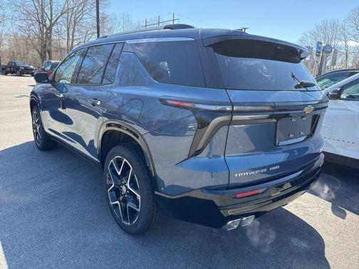 Lakeshore Blue Metallic 2026 Chevrolet Traverse High Country