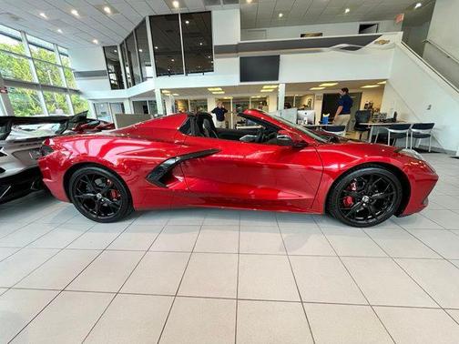 Red Mist Metallic Tintcoat 2021 Chevrolet Corvette Stingray w/3LT