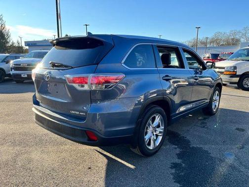 2016 Toyota Highlander Limited