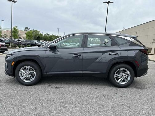 Ecotronic Gray 2026 Hyundai TUCSON SE