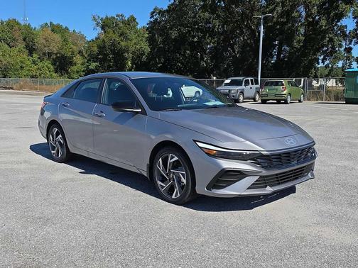 2025 Hyundai ELANTRA HEV SEL Sport