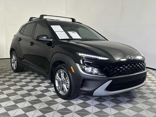 Abyss Black Pearl 2023 Hyundai KONA SEL