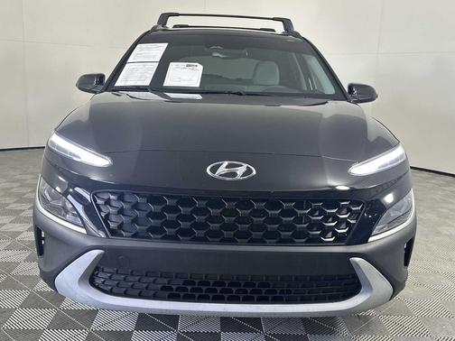 Abyss Black Pearl 2023 Hyundai KONA SEL
