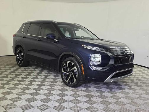 2022 Mitsubishi Outlander SEL Special Edition 2WD