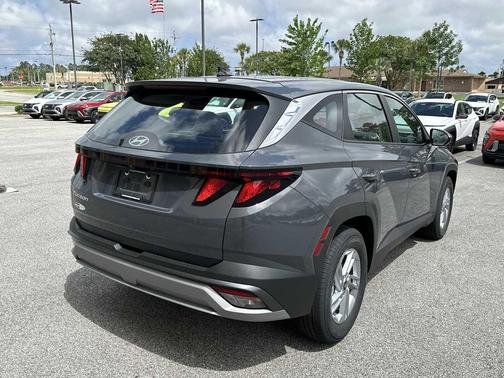 Ecotronic Gray 2026 Hyundai TUCSON SE