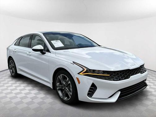 Glacial White Pearl 2023 Kia K5 EX