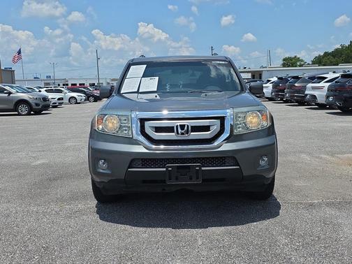 Gray 2009 Honda Pilot EX