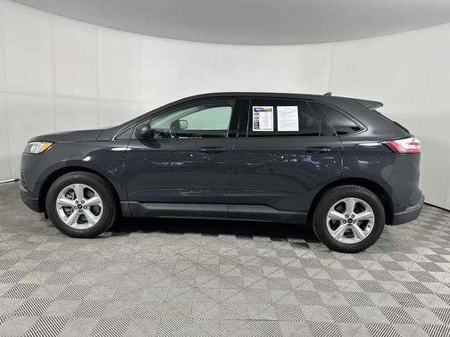 Lithium Gray 2021 Ford Edge SE