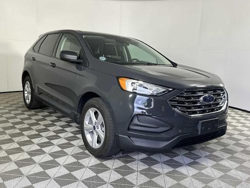 Lithium Gray 2021 Ford Edge SE