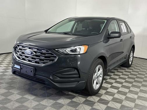 Lithium Gray 2021 Ford Edge SE