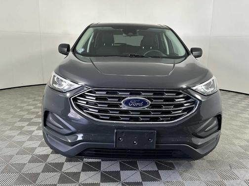 Lithium Gray 2021 Ford Edge SE