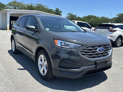Lithium Gray 2021 Ford Edge SE
