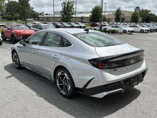 Aero Silver 2026 Hyundai SONATA SEL