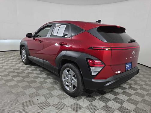 2024 Hyundai KONA SE