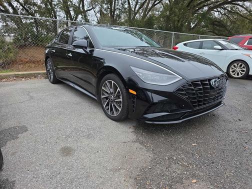 2022 Hyundai SONATA Limited